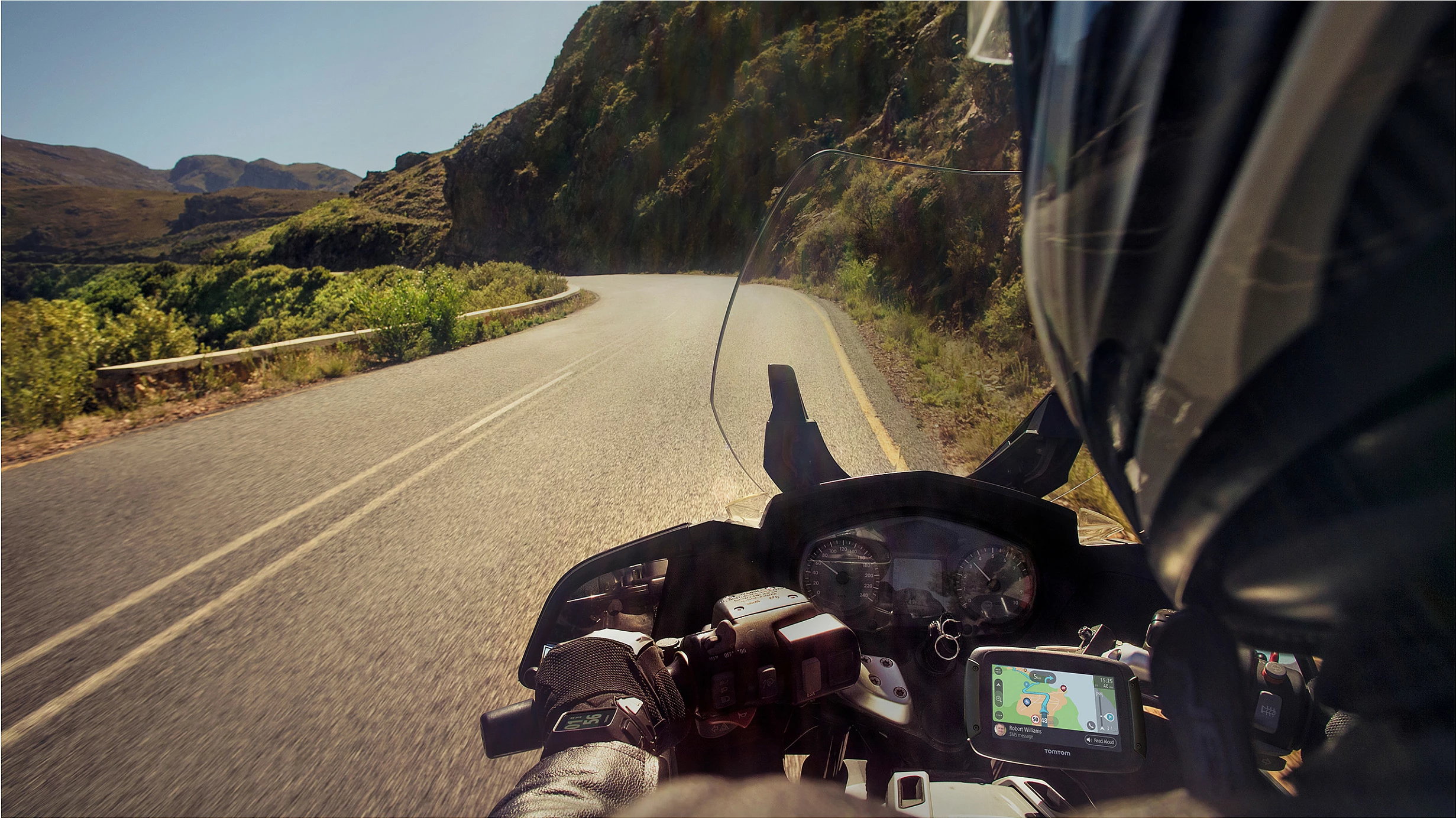 Navigacion GPS për motor TomTom Rider 550 Premium Pack, 4.3", 16GB, Wi‑Fi/Bluetooth, IPX7, i zi