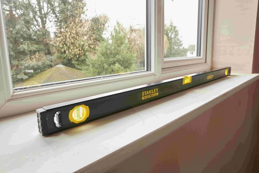 Libelë Stanley FatMax Classic Pro FMHT42447-1 100 cm, e zezë/verdhe