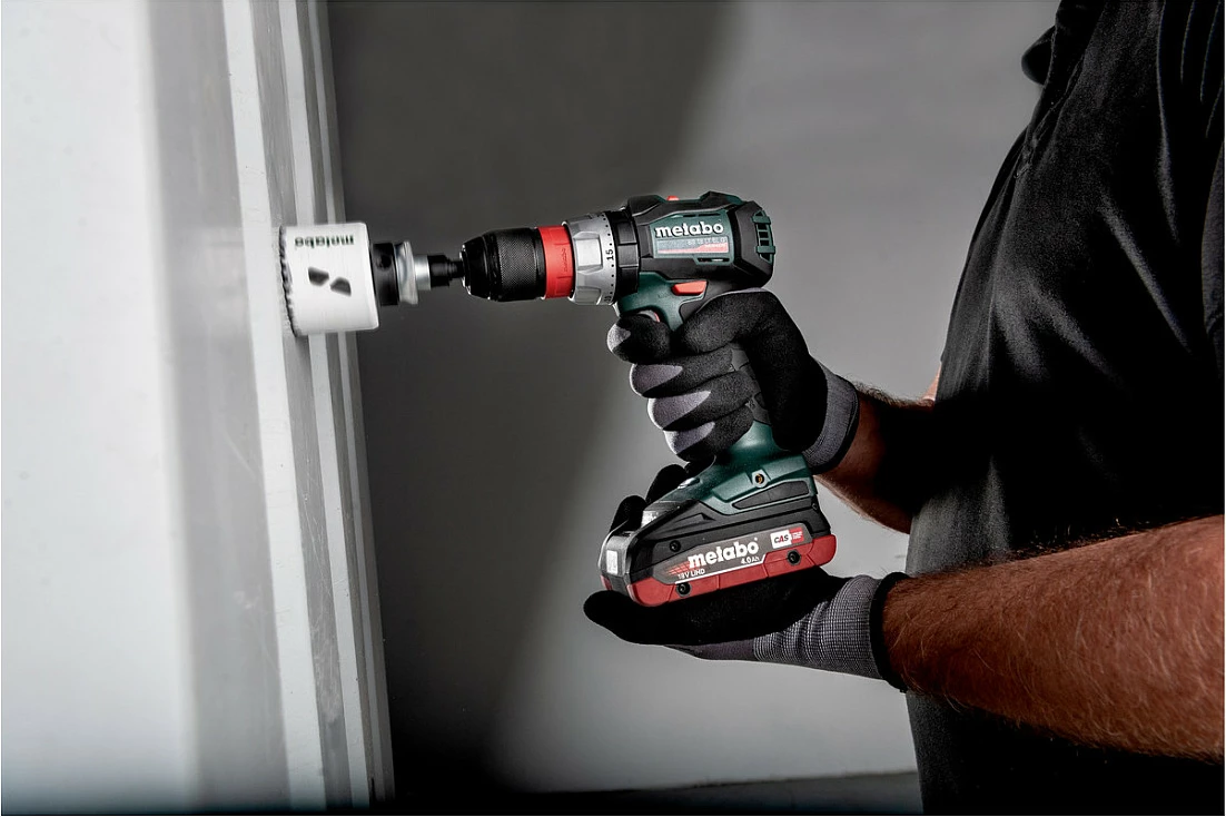 Bormashinë me bateri Metabo BS 18 LT BL Q, 18V, brushless, 75Nm, 13mm, e zezë/jeshile/kuqe