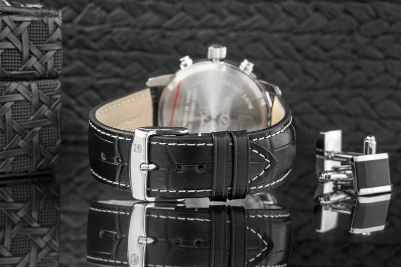 Orë dore për meshkuj Zeppelin, e zezë