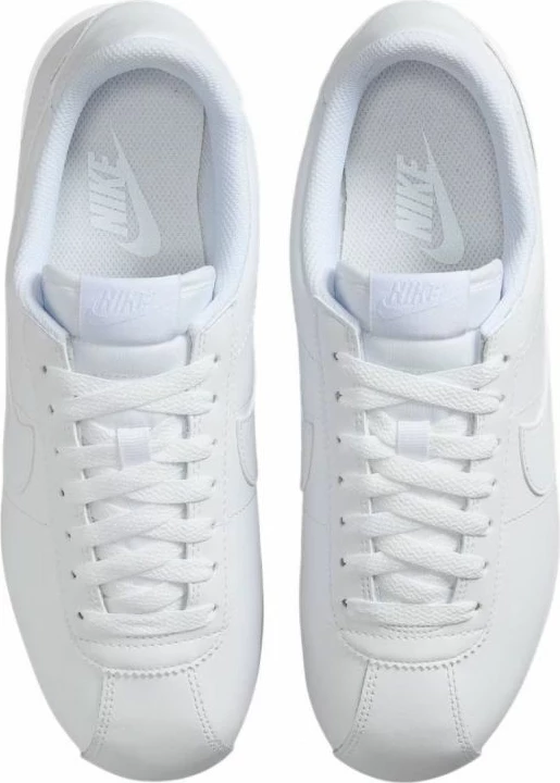 Atlete Nike për femra, të bardha