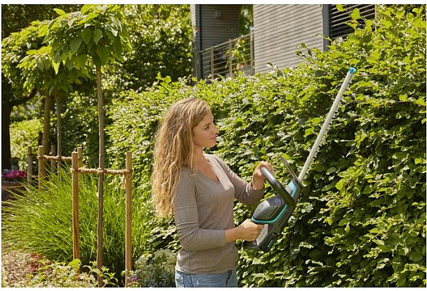 Gërshërë gardhi GARDENA ComfortCut 50/18V, bateri, 50 cm, zezë/blu/portokalli