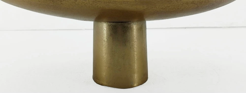 Tabaka dekorative në këmbë, alumin, ngjyrë ari, 46x26x18cm