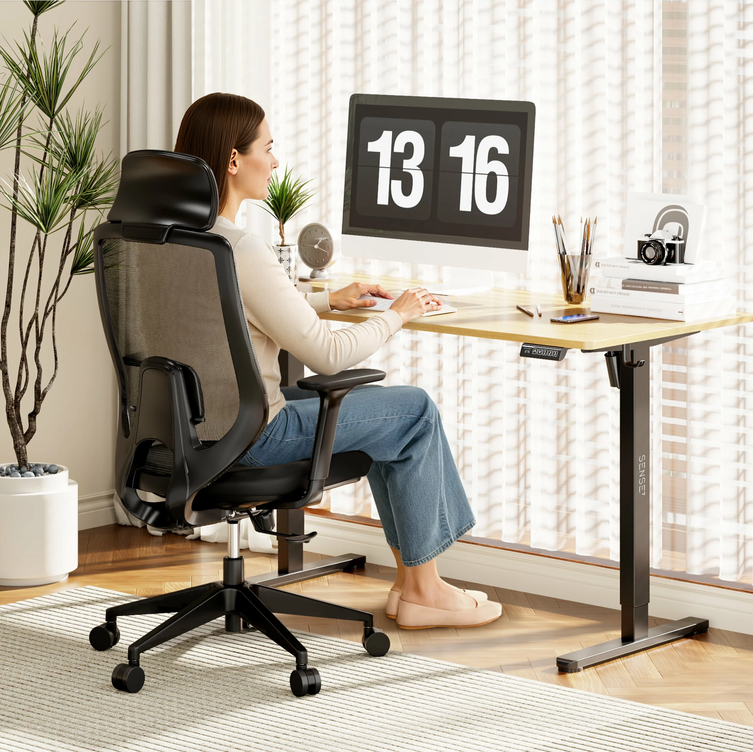 Karrige zyre SENSE7 Nakai, ergonomike me rrjetë, 150 kg, e zezë