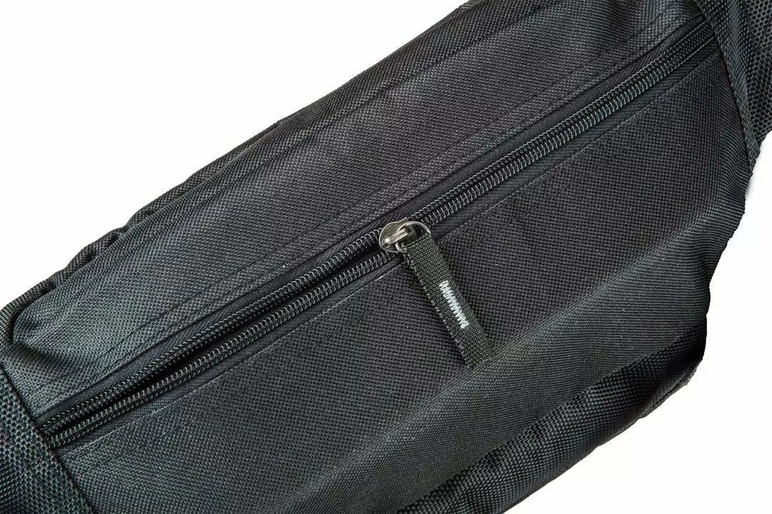 Çantë beli Neo 84-311, poliester i përforcuar, 2 ndarje, rrip i rregullueshëm, e zezë