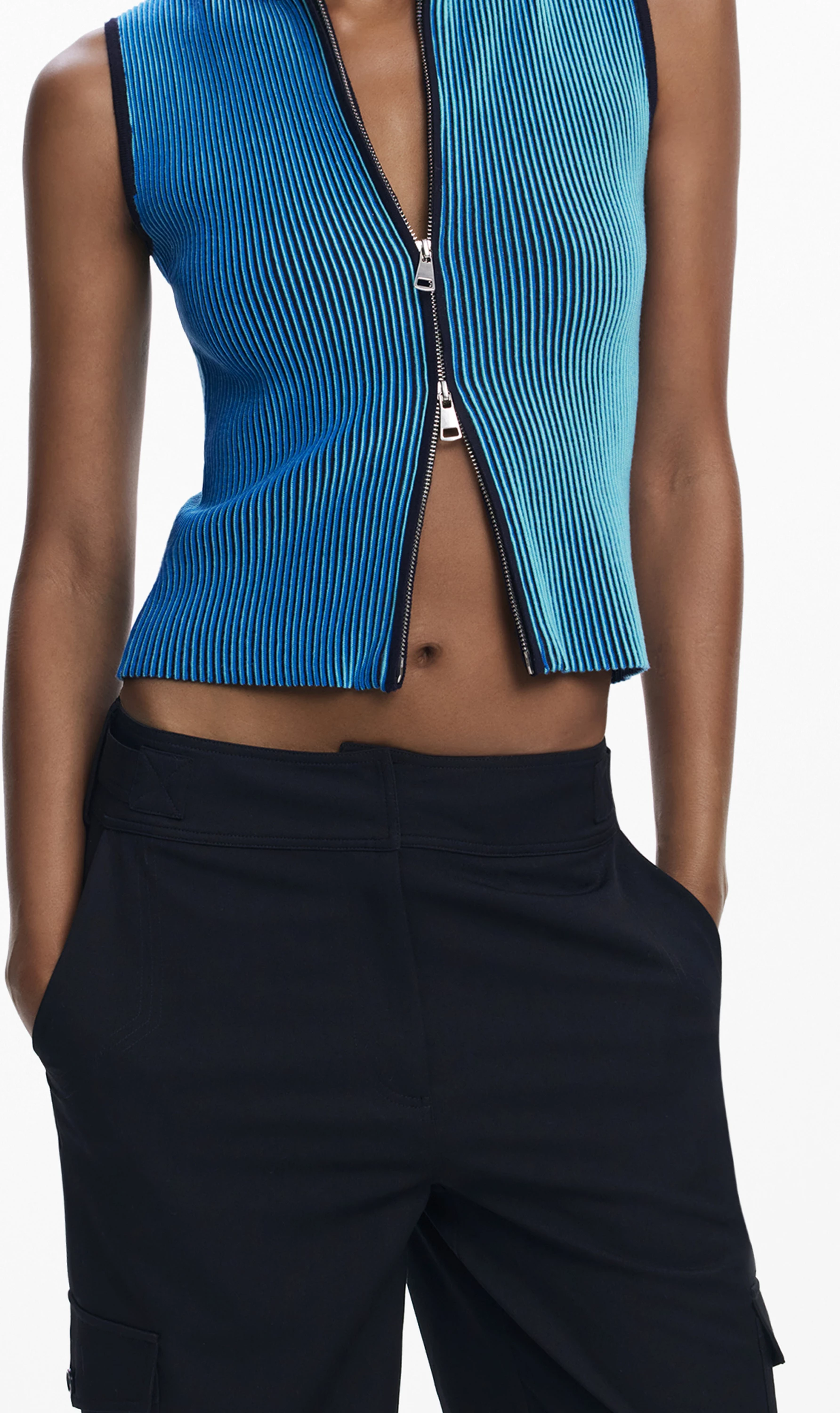 Pantallona Desigual Sagun femra, të zeza