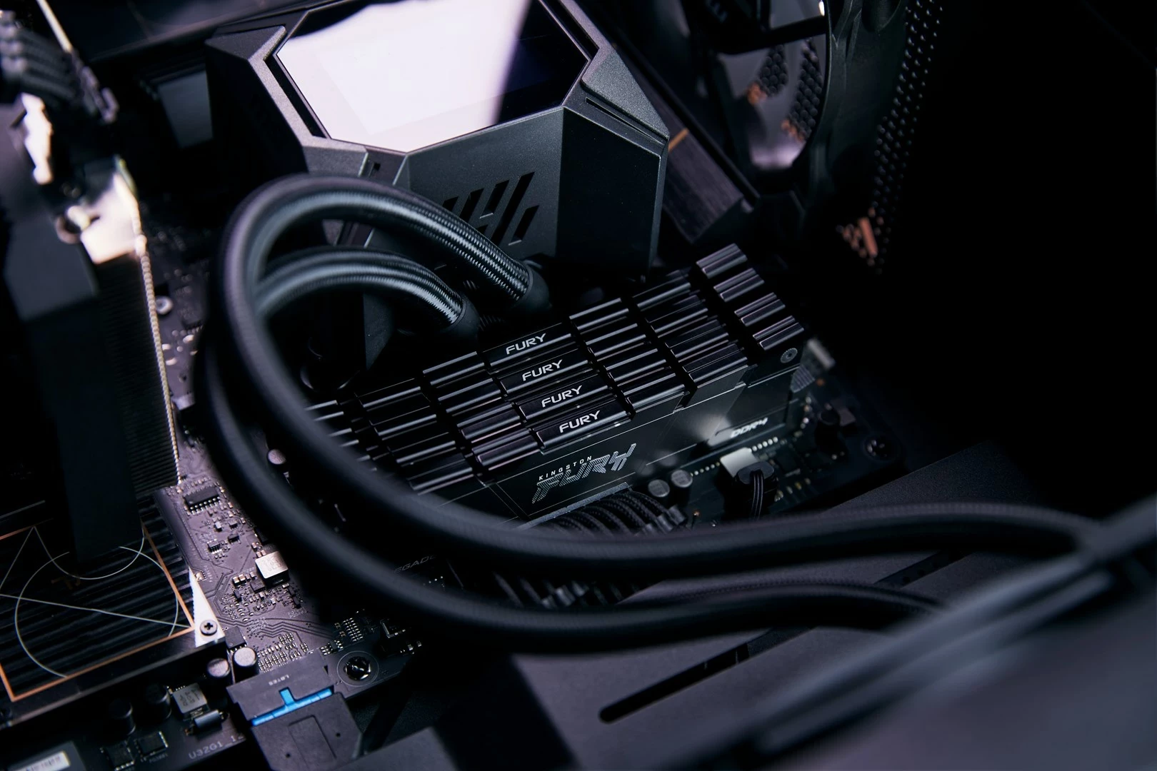 RAM Memorje Kingston FURY Renegade 16GB DDR4 3200MT/s, e zezë