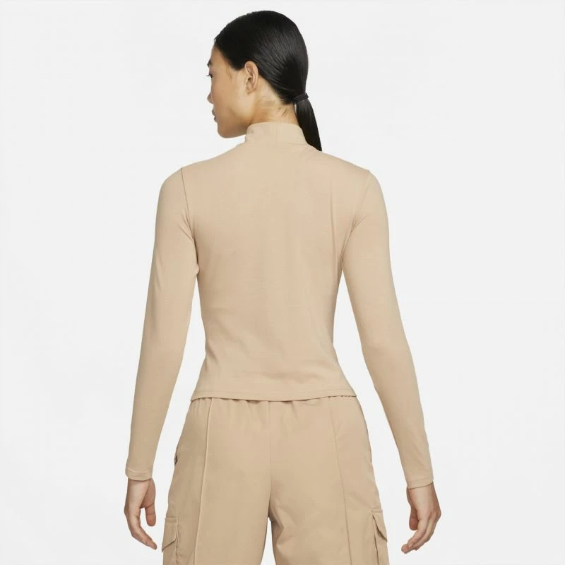 Maicë Nike Sportswear Collection Essentials, bezhë [Madhësia: M]