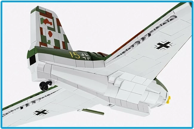 Set ndërtimi Cobi Messerschmitt Me 163B Komet, 543 pjesë, me figurë pilote, shumëngjyrësh
