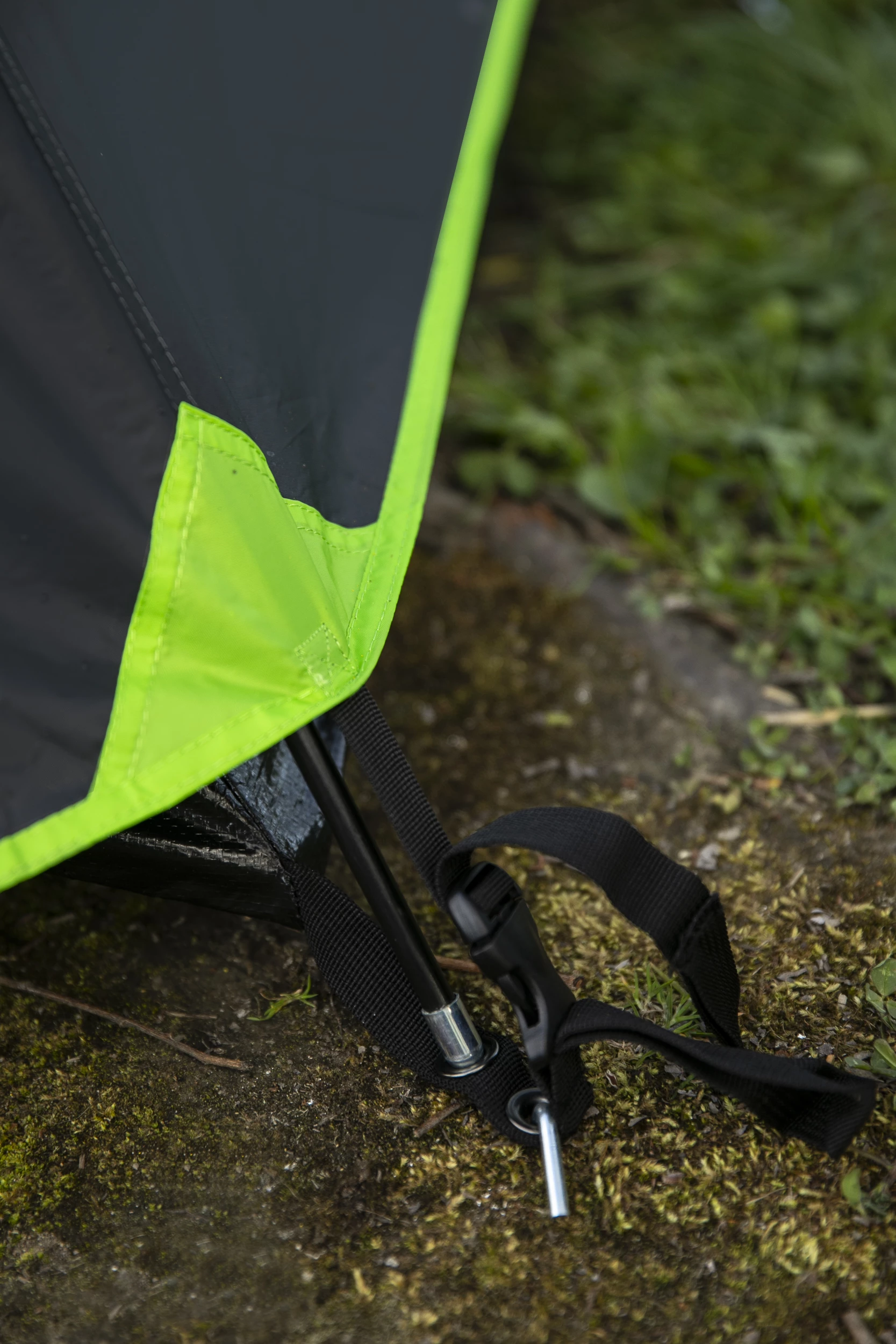 Çadër kampingu Peme Taurus 2, 2-personëshe, dy-shtresore, 3.7 kg, 4000/6000 mm, gri