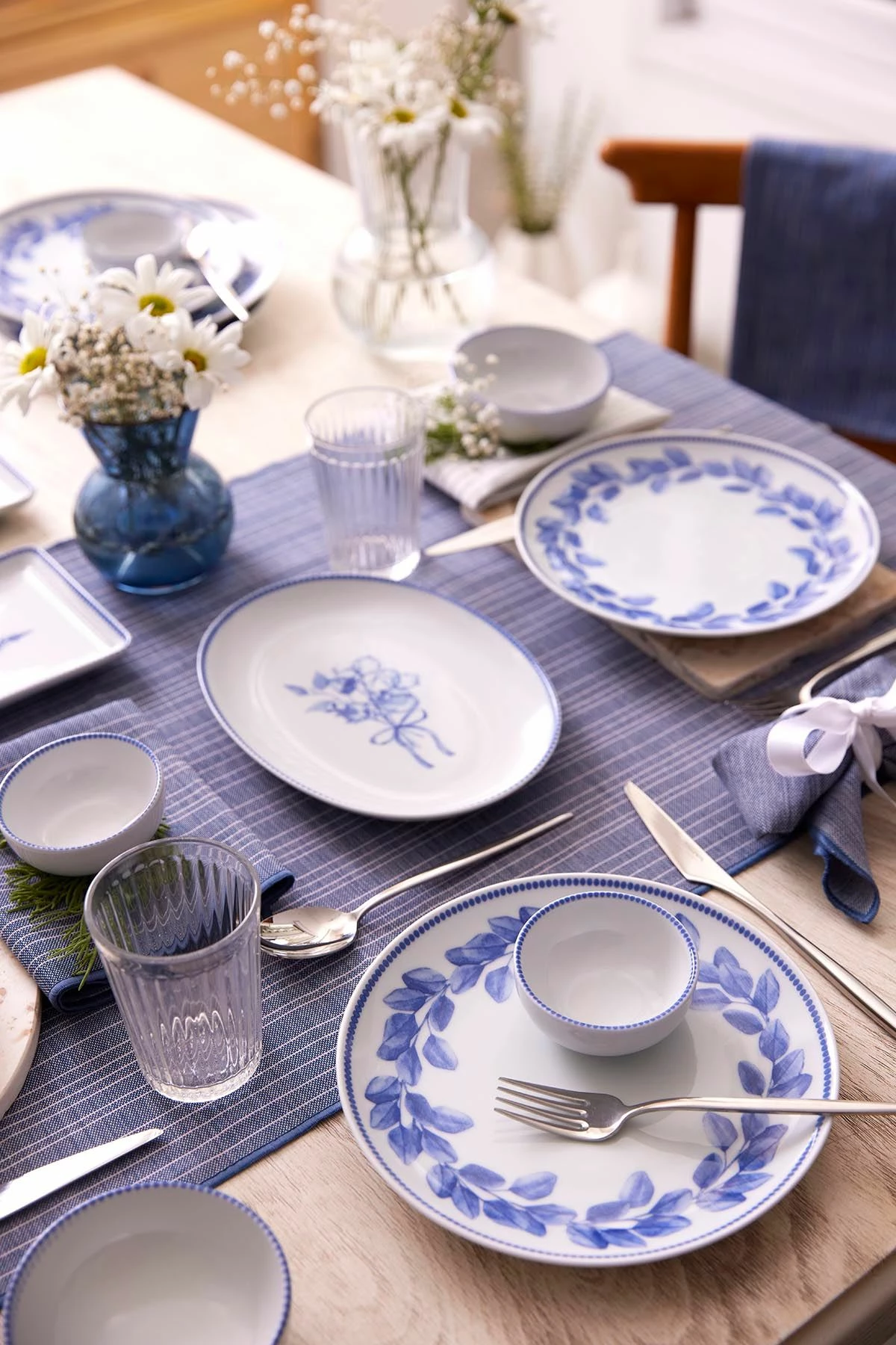 Set mëngjesi 14 pjesësh Hermia, ngjyrë kaltër, 2100002914001