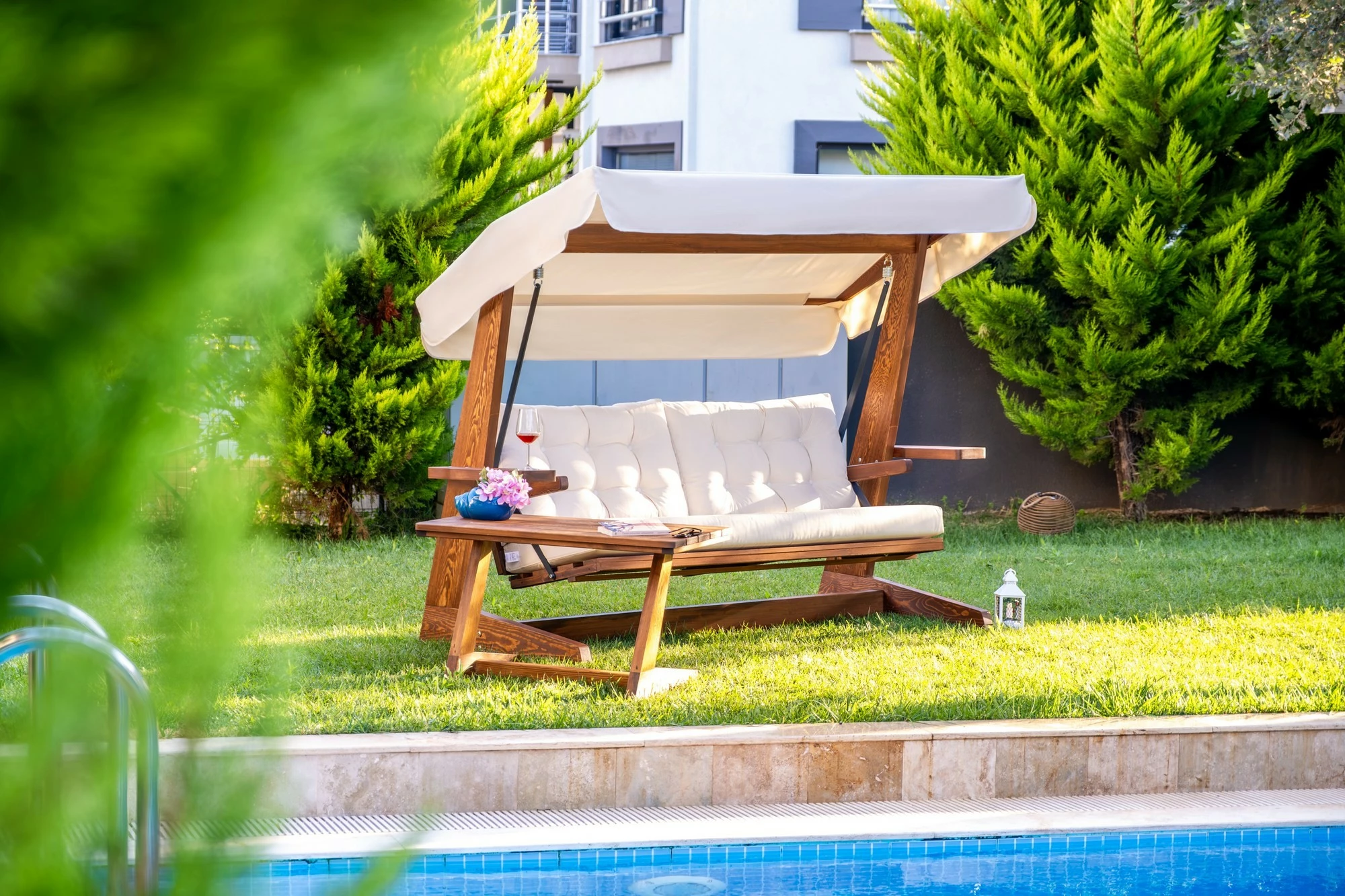 Karrige lëkundëse treshe për kopsht, ngjyrë bezhë, Skye Decor Viva 2400