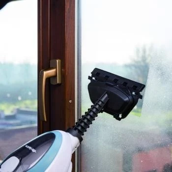 Pastrues me avull Ariete, i bardhë