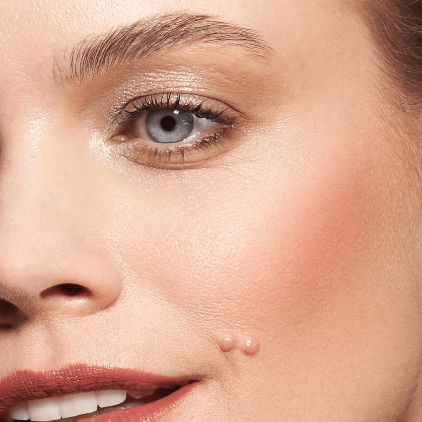 Catrice Blush Affair Liquid 040 Velvet Rose
