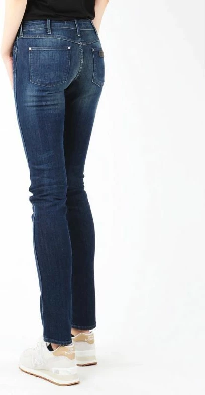 Xhinse femra Wrangler, Molly River Washed [Madhësia: W25 L34]