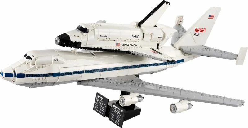 Set LEGO Icons për të rritur, Shuttle Carrier