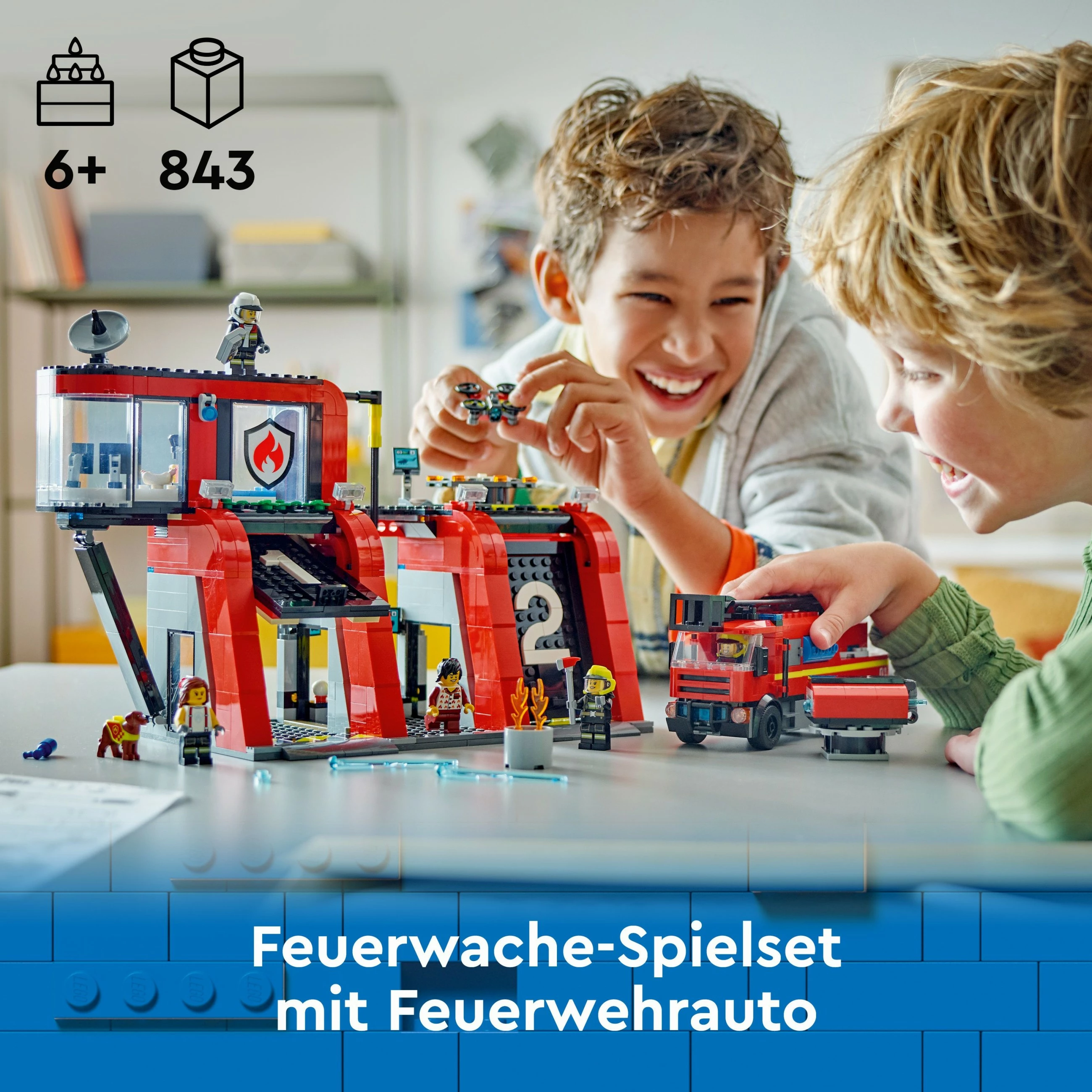 Set ndërtimi LEGO City 60414, stacion zjarri me kamion, 843 pjesë, shumëngjyrësh