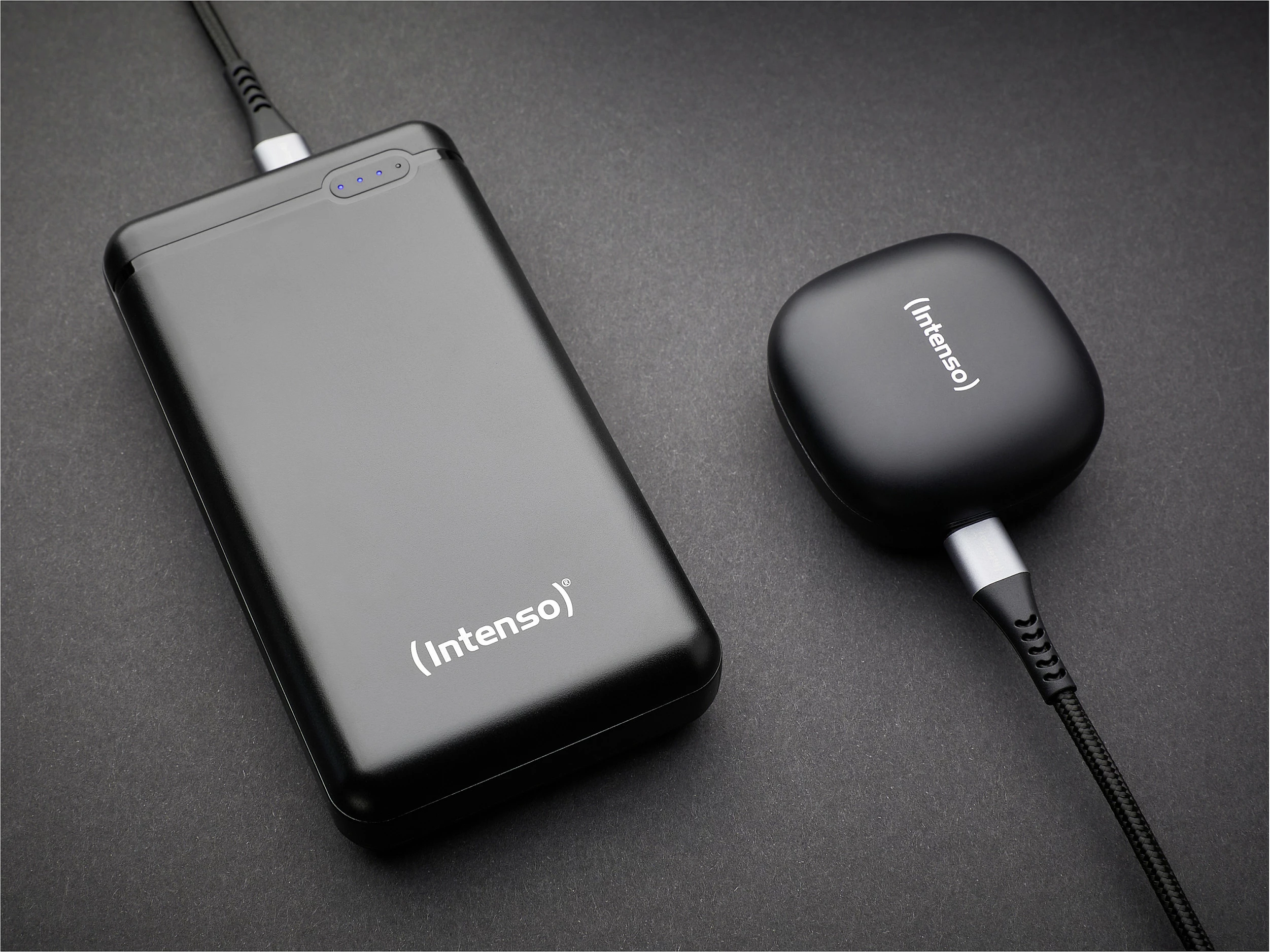 Powerbank Intenso XS20000, 20000 mAh, USB-A/USB-C, e zezë