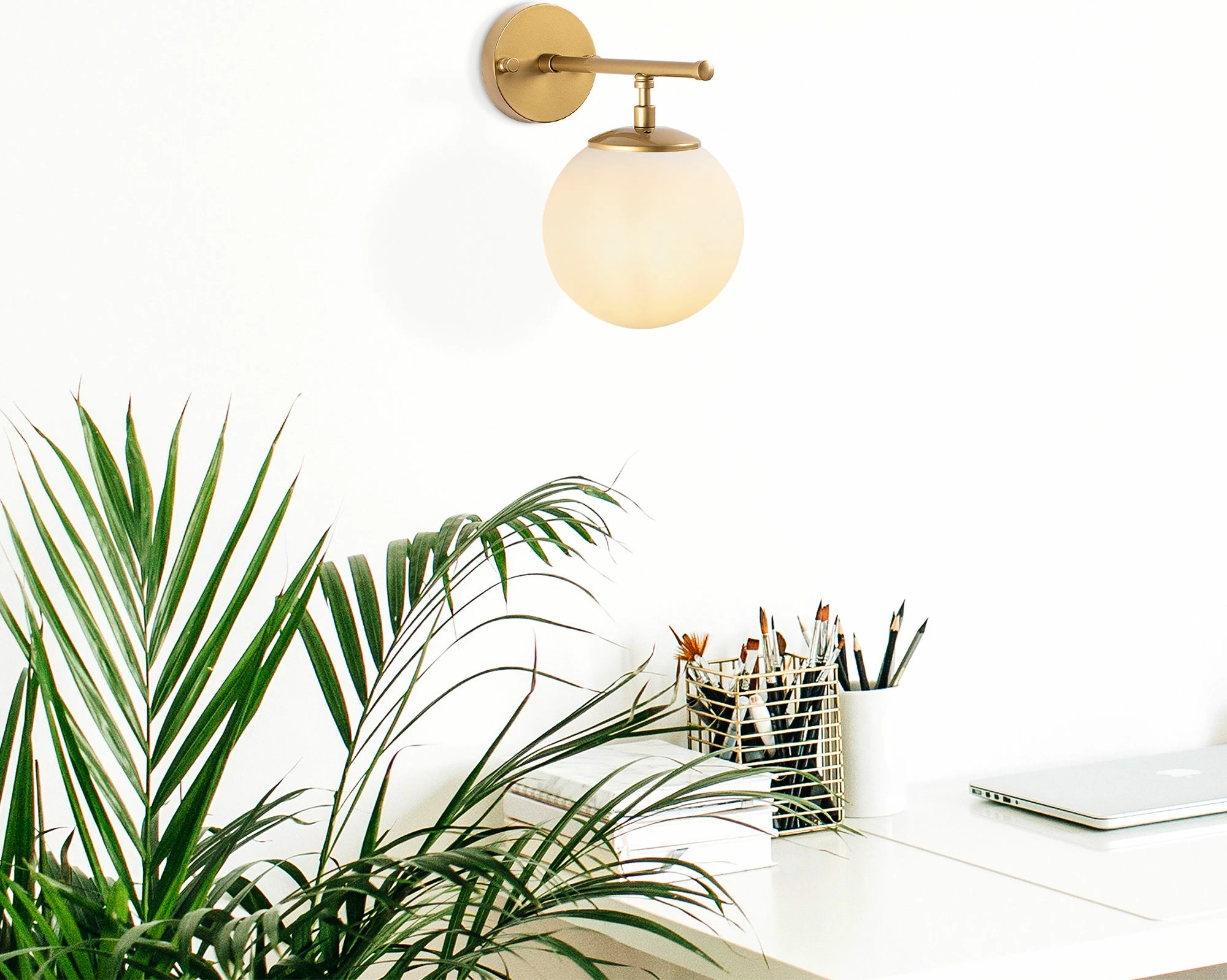 Llambë muri Opviq, Roe - 10725, ngjyrë ari me shkëlqim