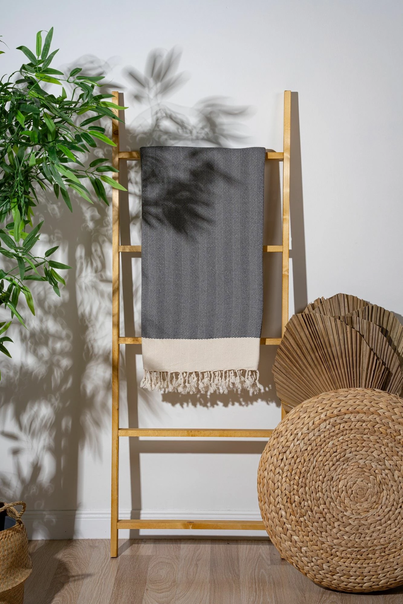 Peshqir plazhi Fouta, ngjyrë antracit, Mijölnir, 90x180cm