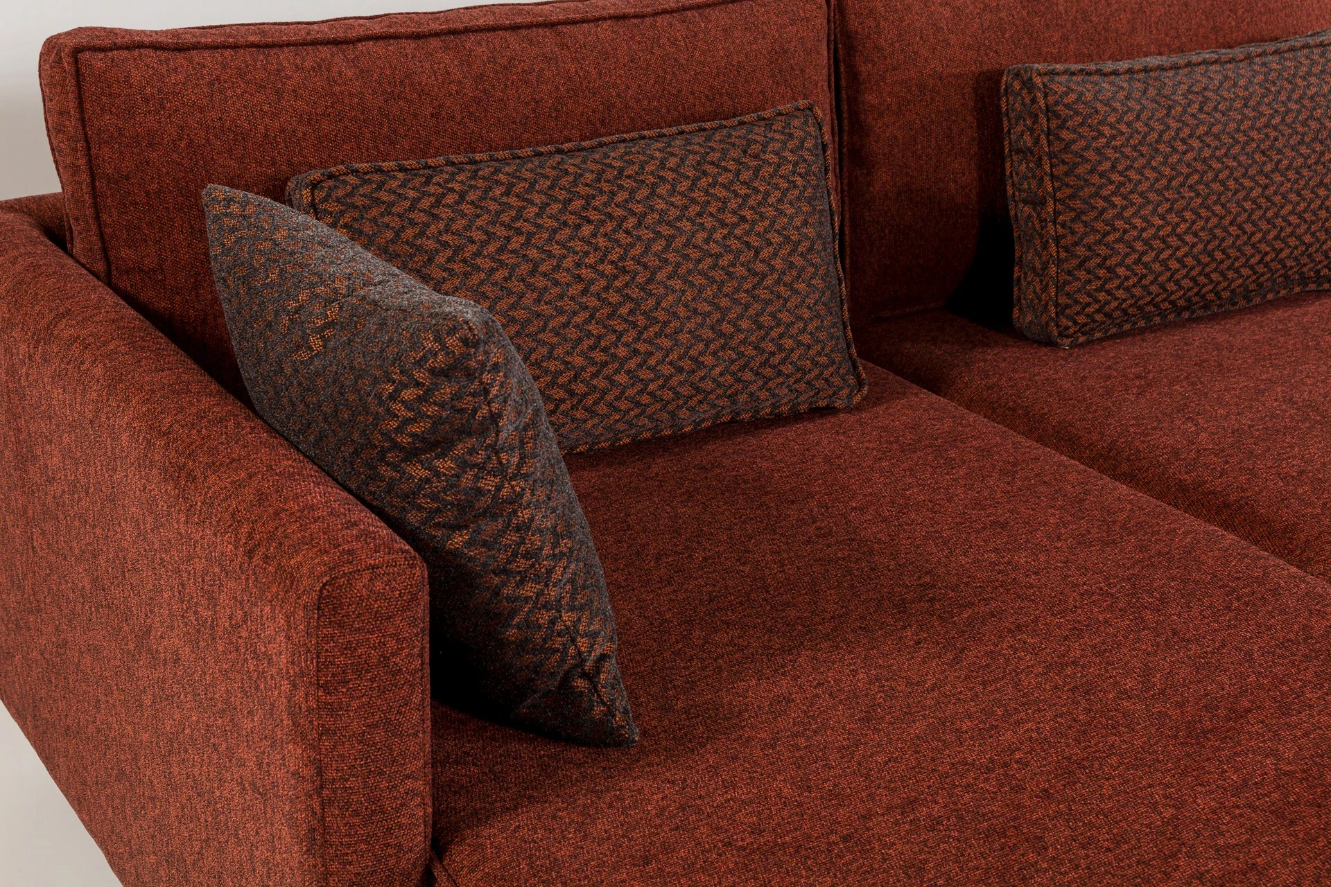 Kënd divan-krevat Atelier del Sofa, Matris majtas, ngjyrë e kuqe e errët