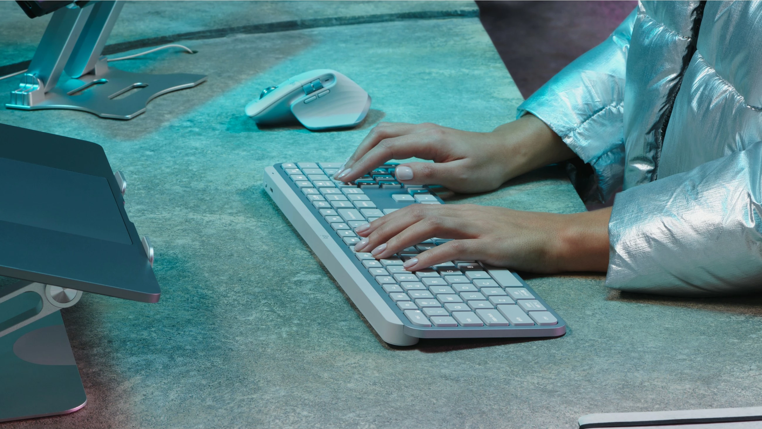 Tastierë Logitech MX Keys S, pale grey, CH, Bluetooth