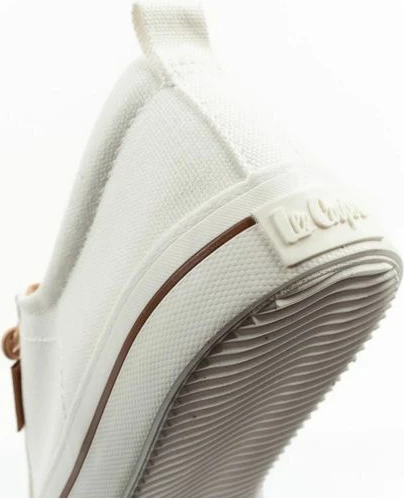 Atlete femra Lee Cooper, të bardha