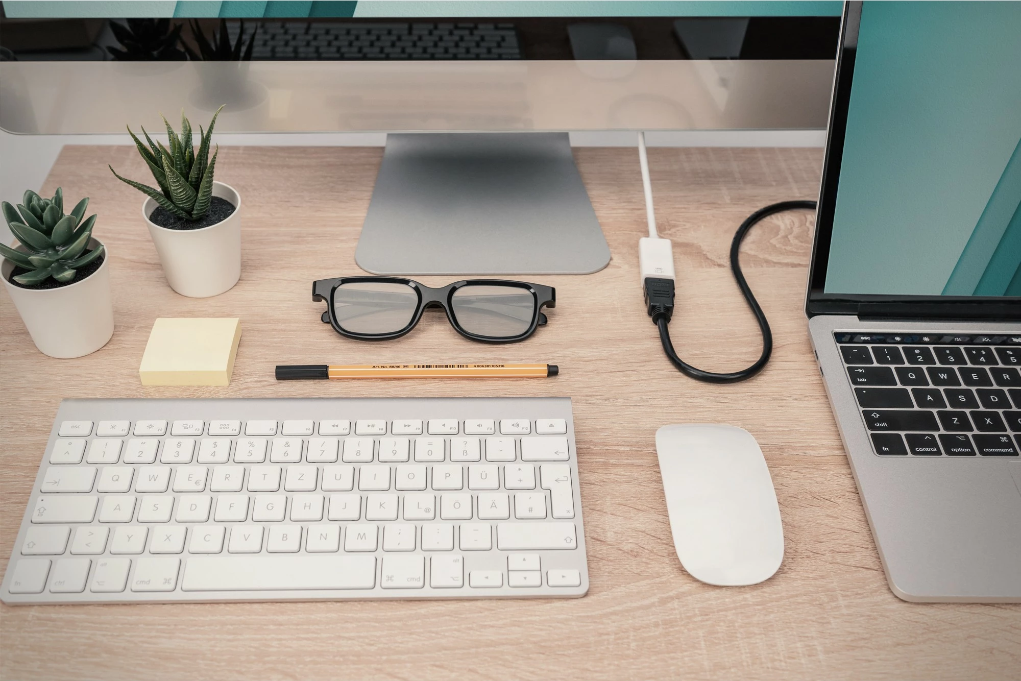 Adapter Mini DisplayPort në HDMI Digitus, 0.2m, i bardhë