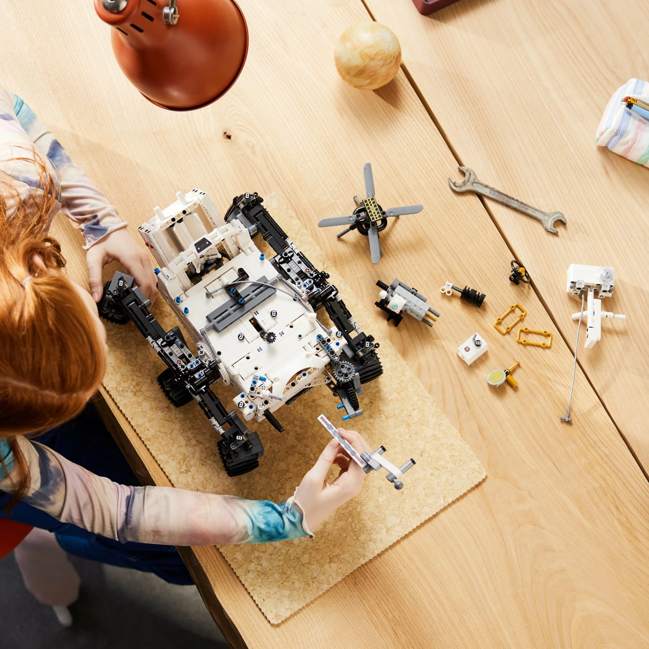 Set LEGO Technic NASA Mars Rover Perseverance 42158, 1132 pjesë, 10+