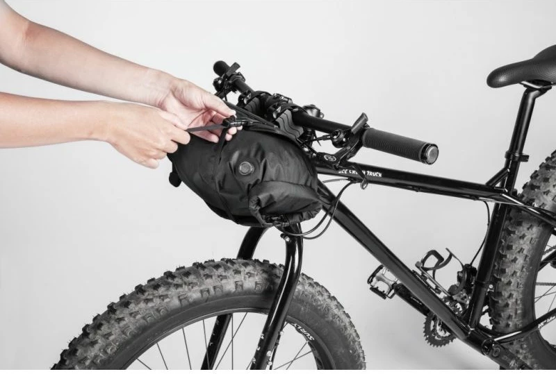 Çantë biciklete Topeak Frontloader 8L, e gjelbër