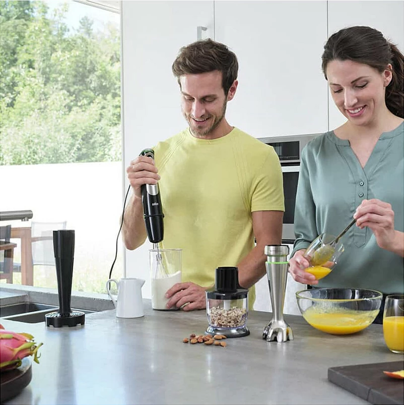 Blender zhytës Braun MultiQuick 9 MQ 9147X, 1200 W, set me grirës, rrahëse dhe shtypës patatesh, inox/zi