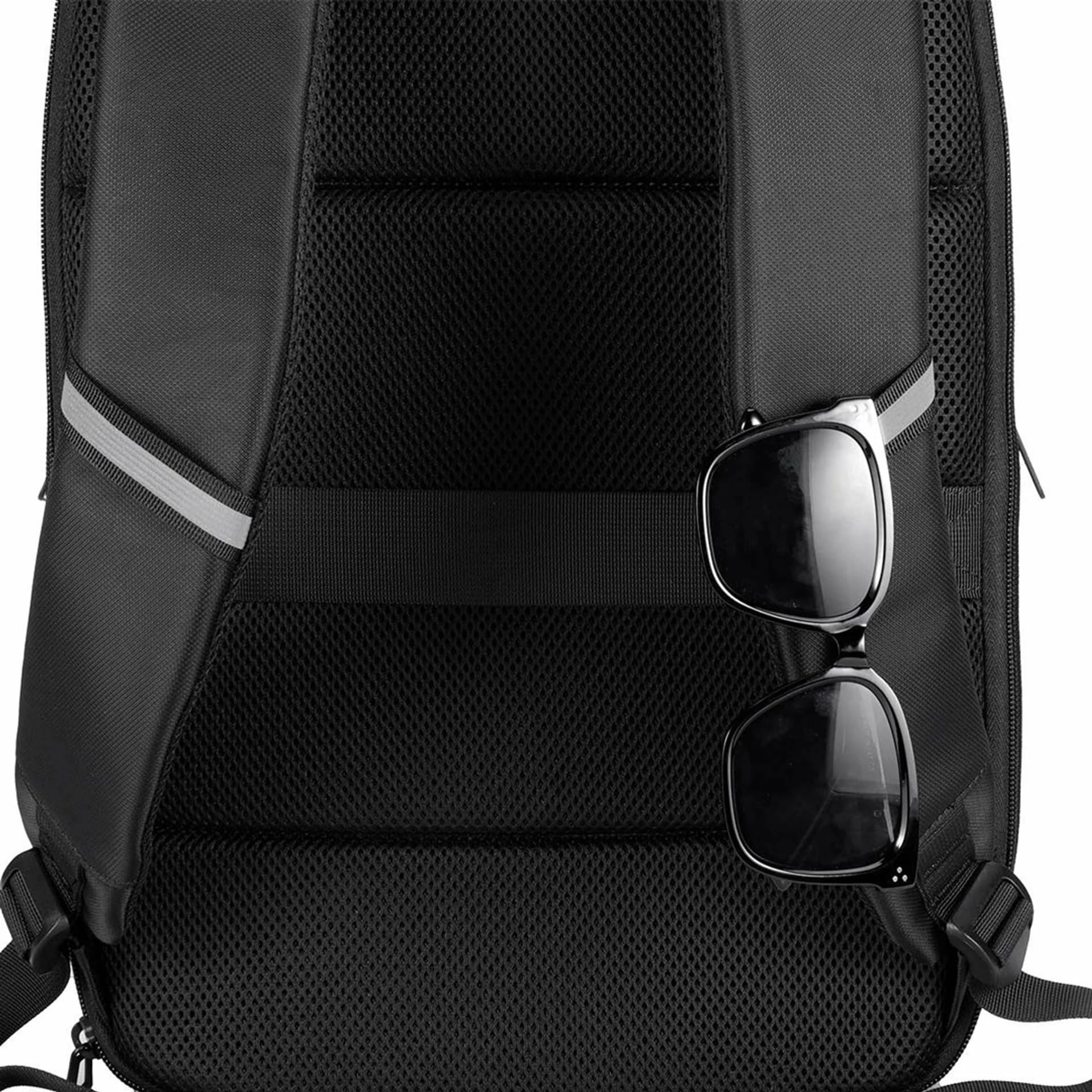 Çantë shpine për laptop Modecom Creative 15, 15.6\", me port USB, e zezë