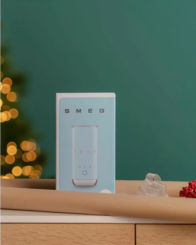 Shkumëzues qumështi SMEG MFF02CREU, krem