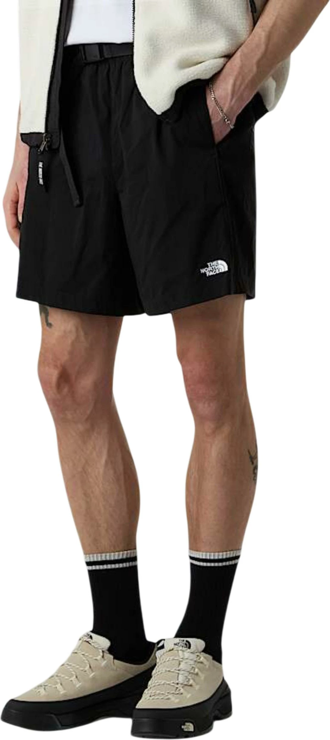 Shorce për meshkuj The North Face Class V Pathfinder Belted Short NF0A8BHV, të zeza