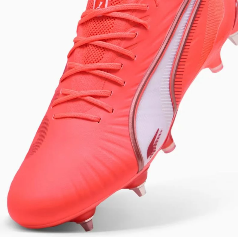 Atlete futbolli Puma për meshkuj, të kuqe