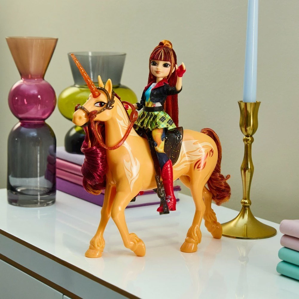 Kukull Spin Master Unicorn Academy Fashion Valentina 6072648, 24 cm