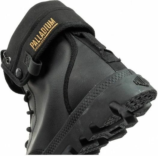 Atlete të larta për femra Palladium, të zeza