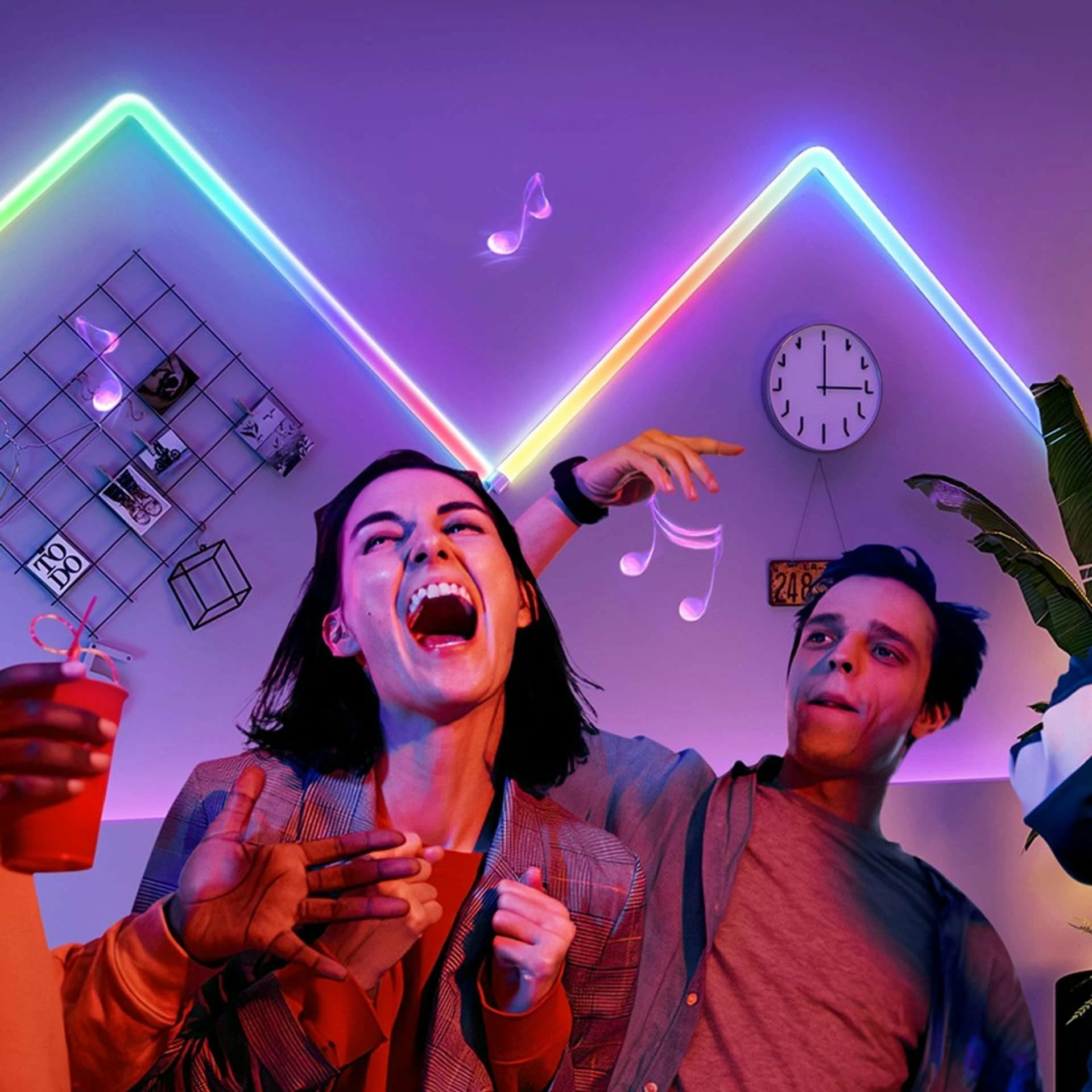 Shirit LED smart Govee Glide H6062 RGBIC Wi‑Fi/Bluetooth, set 6+1