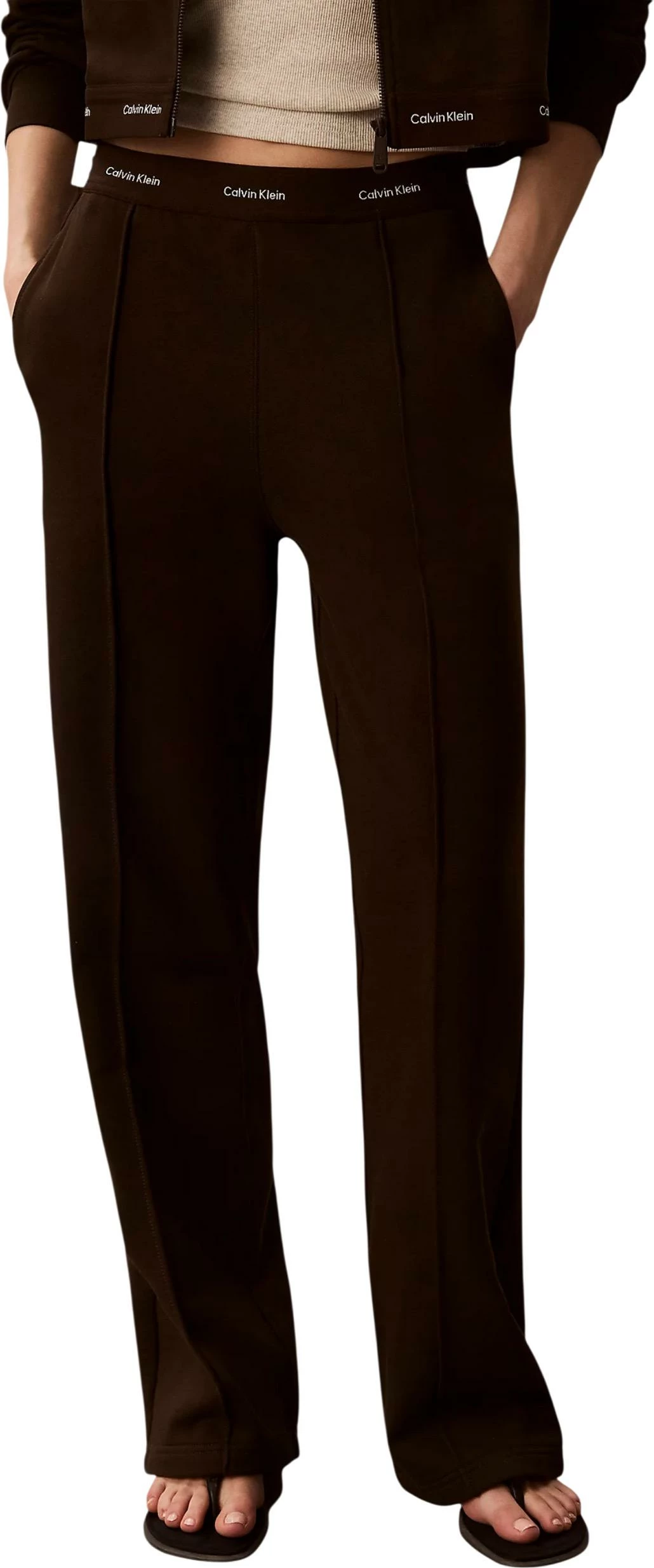 Pantallona sportive për femra Calvin Klein Jeans LV047G253G, kafe