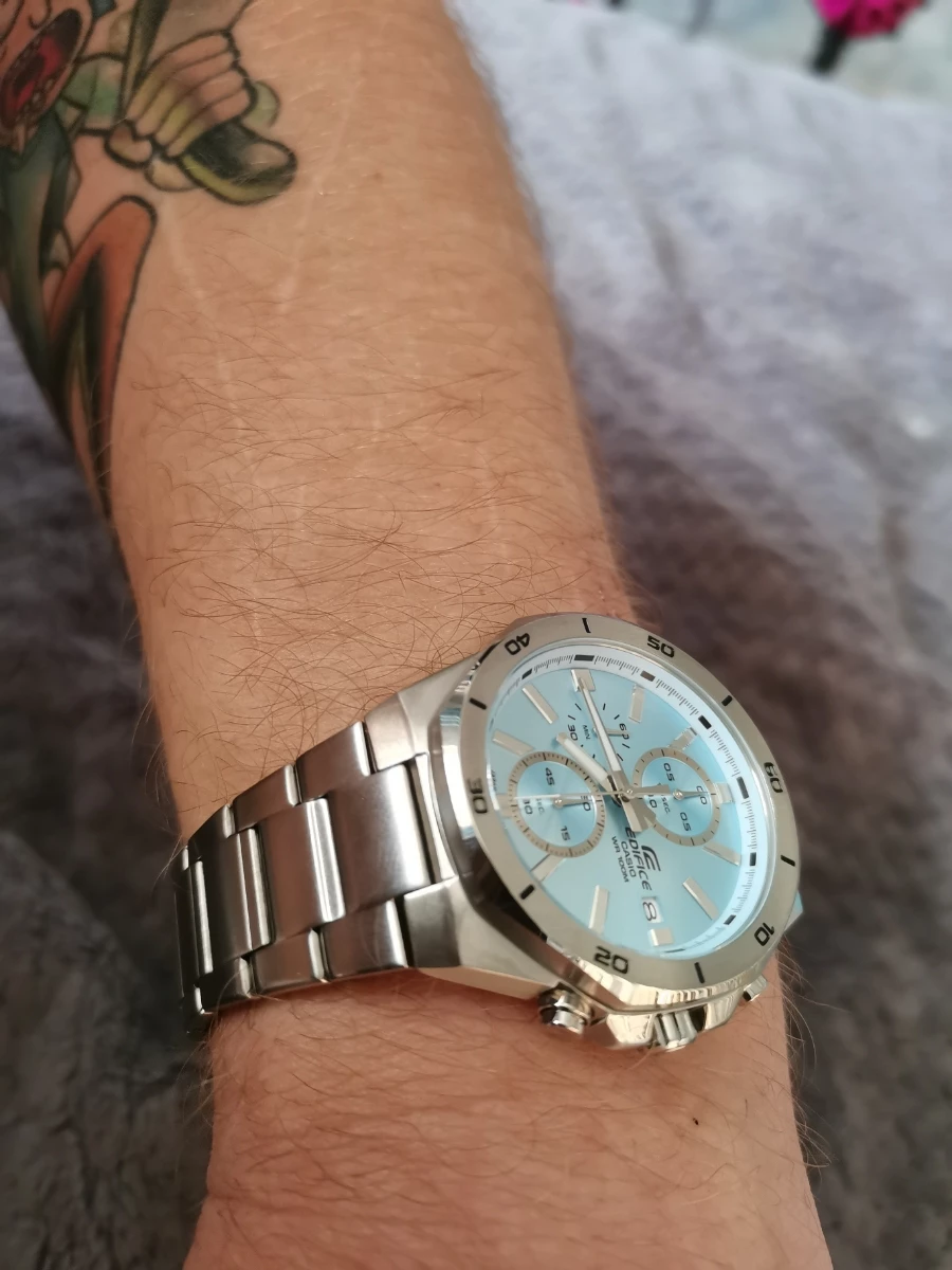 Orë dore Edifice EFV-640D-2BV, e argjendtë/kaltër