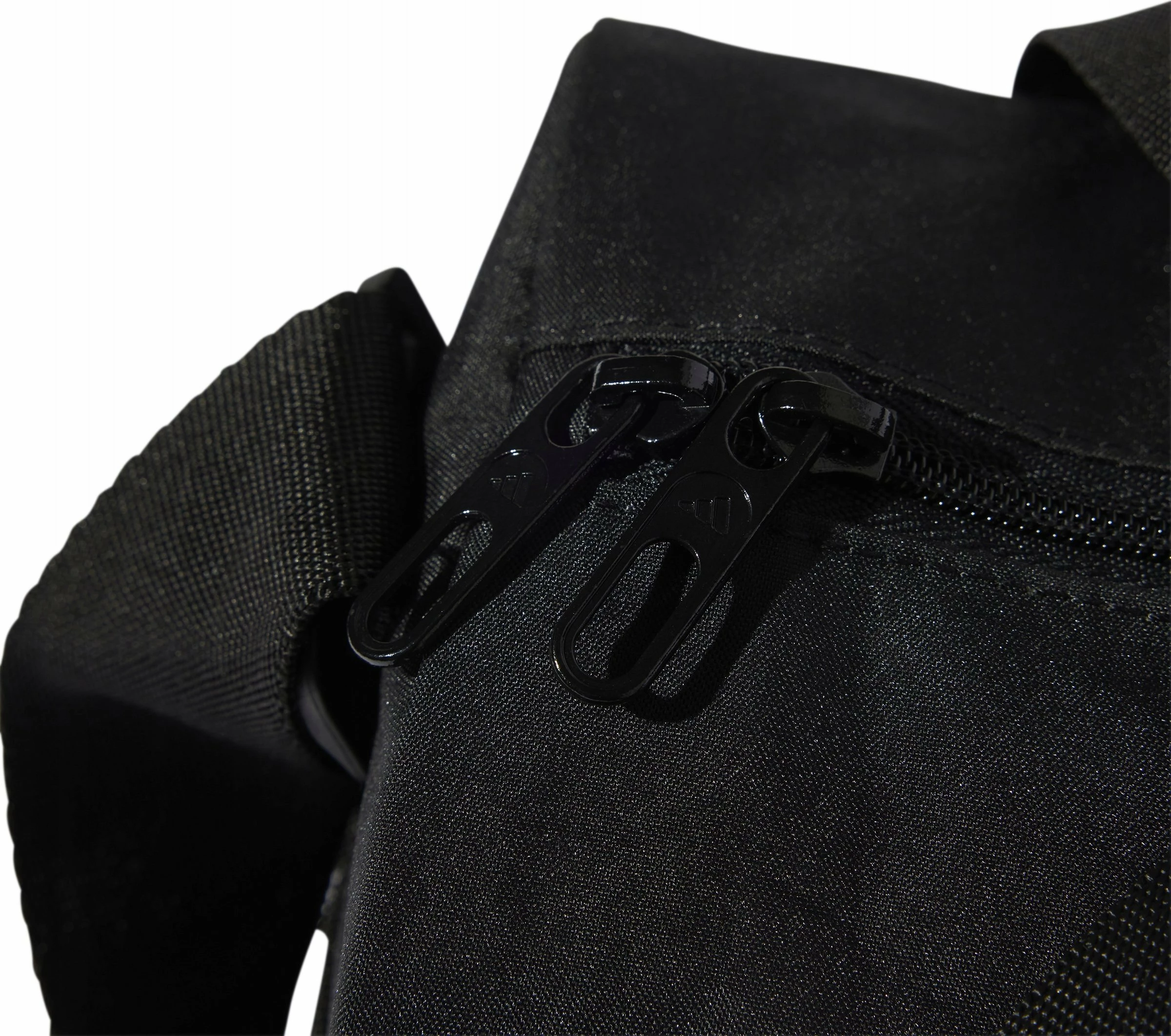 Çantë sportive Adidas Linear Duffel XS JE8347 12.5L, e zezë