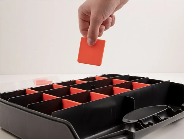 Kuti organizuese DeLOCK me 17 ndarje, 320x255x60 mm, zezë/portokalli
