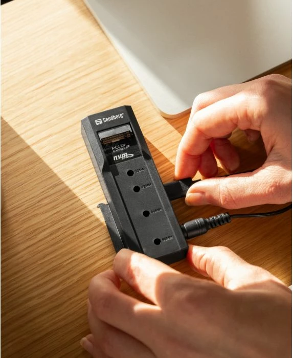Stacion klonimi & dock SSD/HDD Sandberg 136-49 USB-C 3.2 Gen 1, M.2 NVMe + SATA, 2230-2280, i zi
