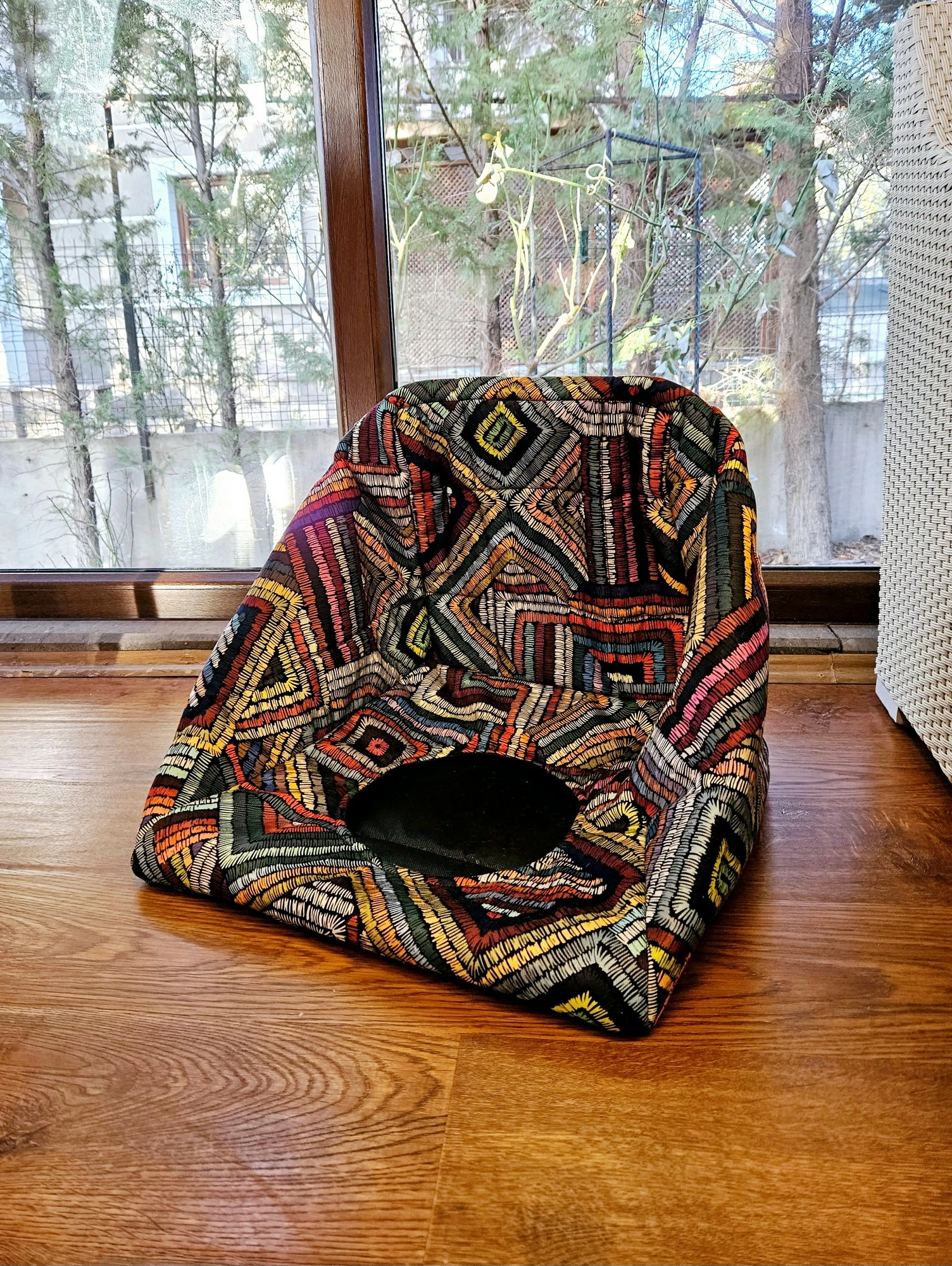 Shtrat për kafshë shtëpiake Hanah Home, Mei, shumëngjyrësh