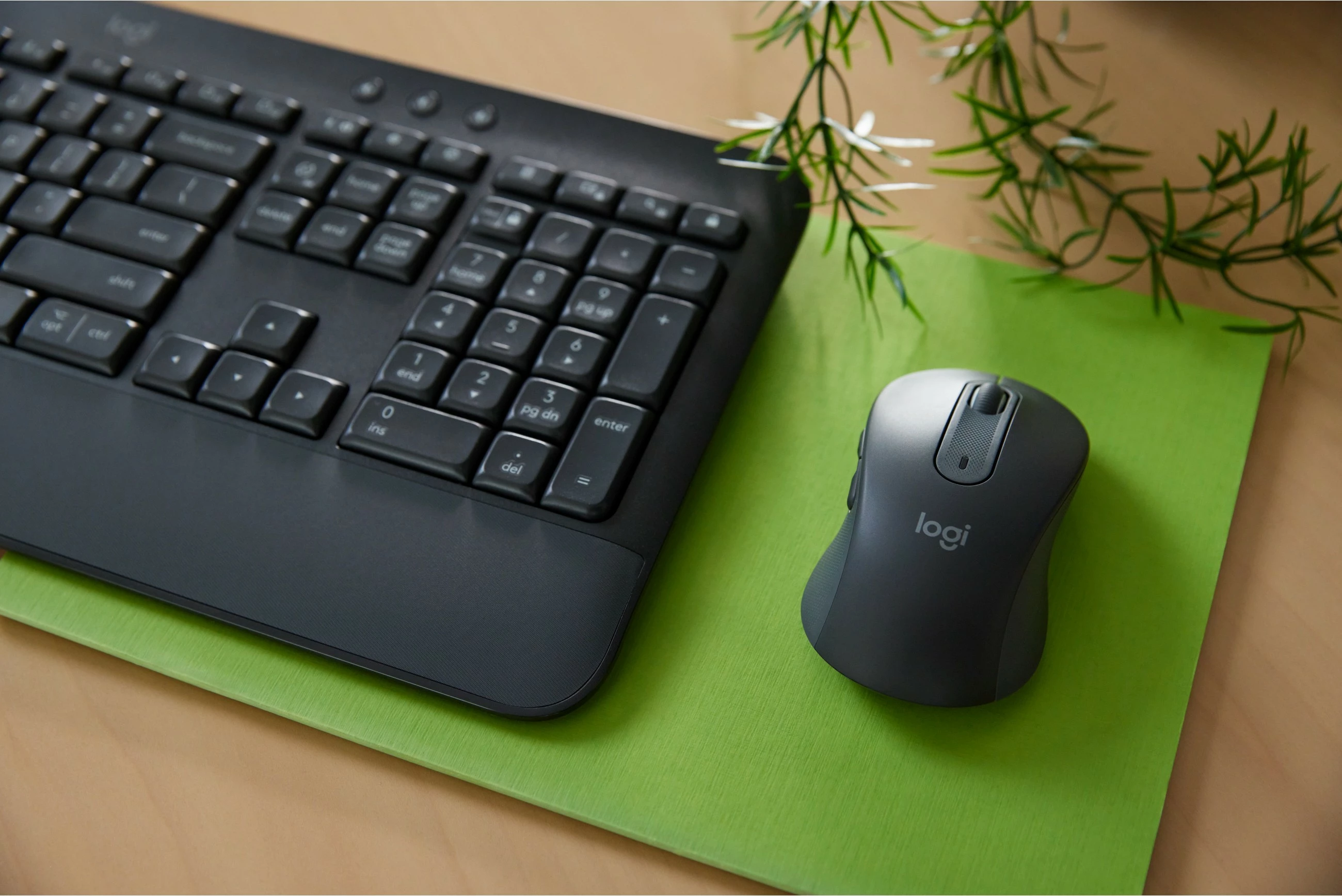 Kombo maus dhe tastierë Logitech Signature MK650, Wireless, Bluetooth, QWERTY, Grafit