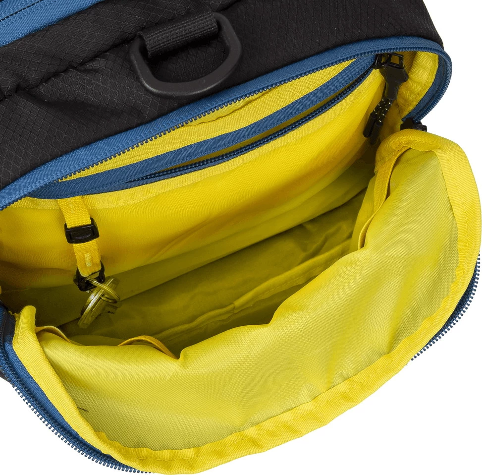 çantë sportive e palosshme RIVACASE 5235 Mercantour 30L, 480×280×260 mm, zi/blu