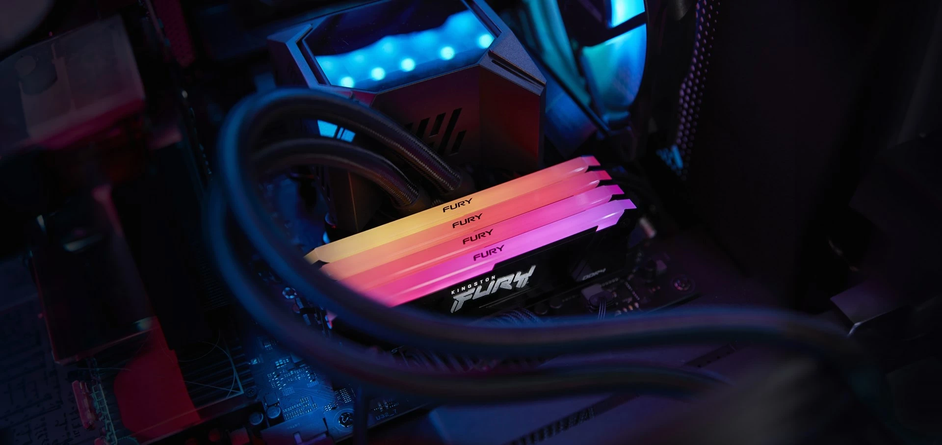 RAM Memorje Kingston FURY 16GB 3600MT/s DDR4 CL17 Beast RGB