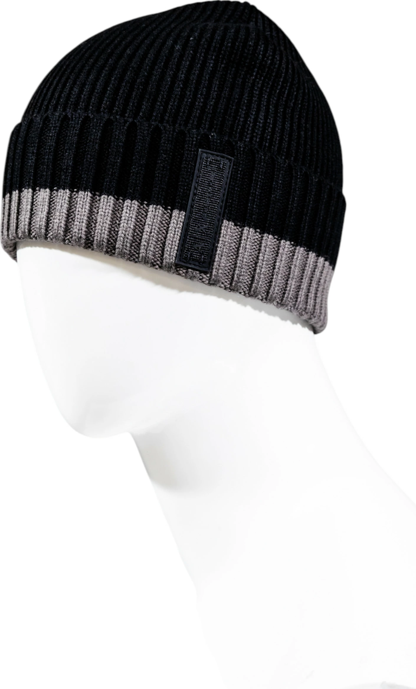 Kapelë beanie për meshkuj Armani Exchange XM001538 AF13776, e zezë-gri