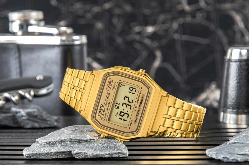 Orë dore digjitale CASIO Vintage A158WETG-9AEF, e artë, me kuti