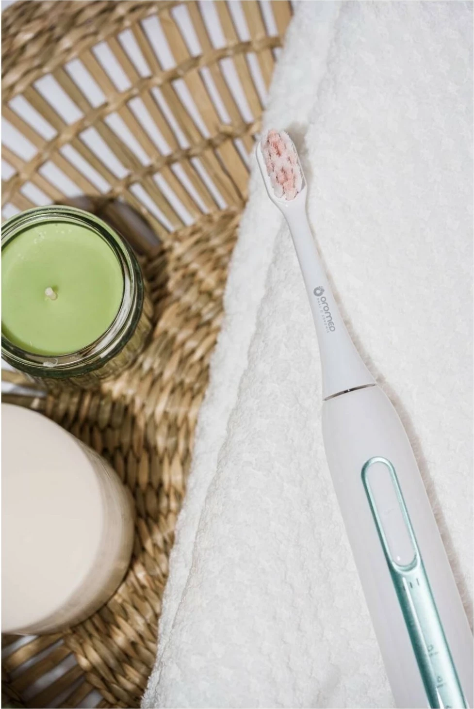 Furçë dhëmbësh sonike Oromed Gold-Smile, miętowy